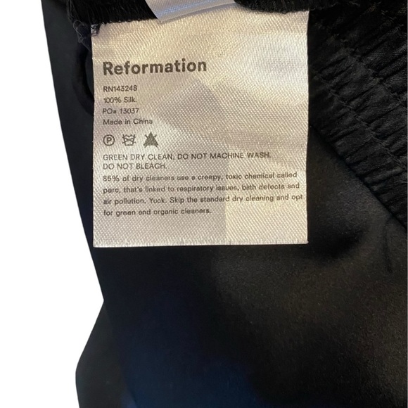 NWT Reformation Bleecker Shorts in Black Size Small - Picture 8 of 8